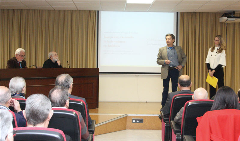 Presentación del libro Innovación y desarrollo de la aeronáutica en Andalucía